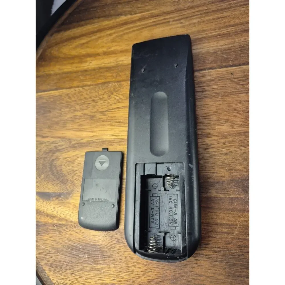 JVC RM-RXC7K Audio System Remote Control - Picture 3 of 5